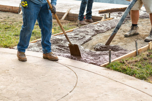 Best Concrete Flooring Contractor  in Solana, FL